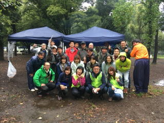 雨の楽しいBBQ